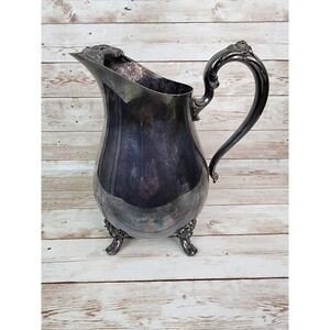 Vintage Countess 6217 Pitcher with Ice Guard International Silver Company
